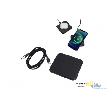 Bild des Werbegeschenks:2259 | Xoopar Iné Wireless Fast Charger - Recycled Leather 15W
