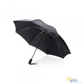 Bild des Werbegeschenks:Swiss Peak AWARE™ 23" faltbarer umgekehrter Regenschirm